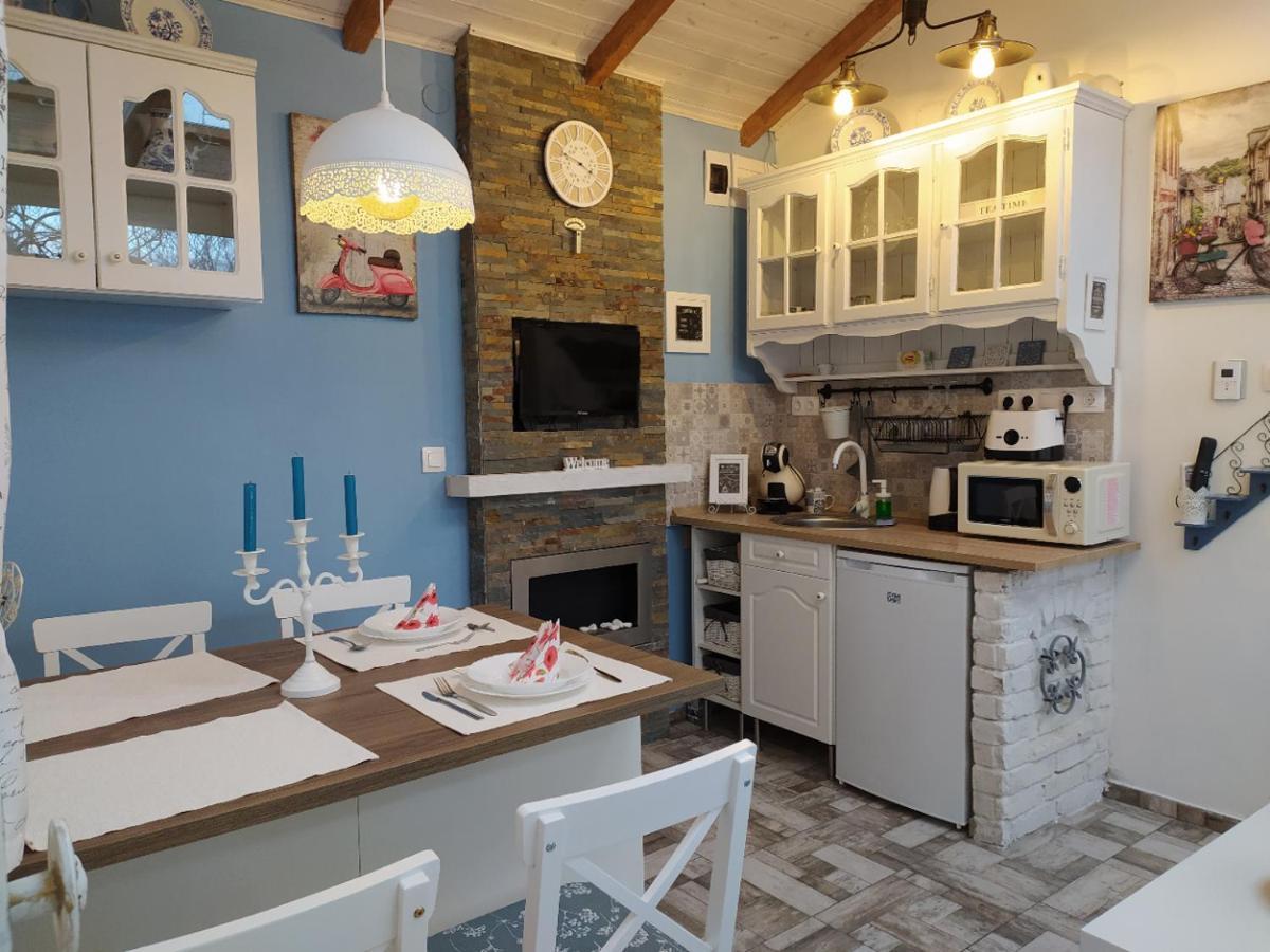 Mendei Vendégház - Deluxe Blue Apartman Kültér fotó