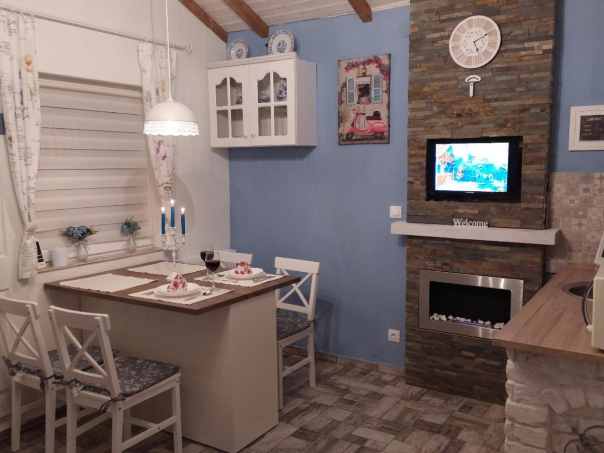 Mendei Vendégház - Deluxe Blue Apartman Kültér fotó